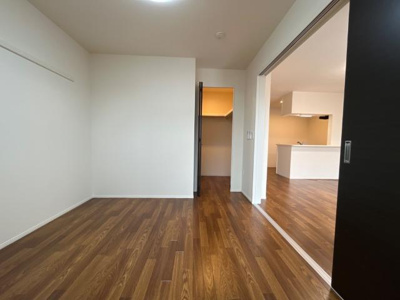 【内装】 | トラセンタ | 洋室