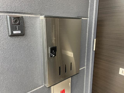 【玄関】 | トラセンタ | 宅配BOX