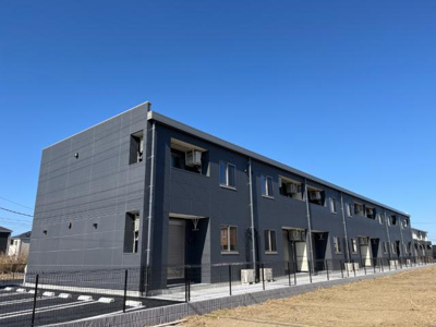 【エントランス】 | トラセンタ | 外観写真（昼）