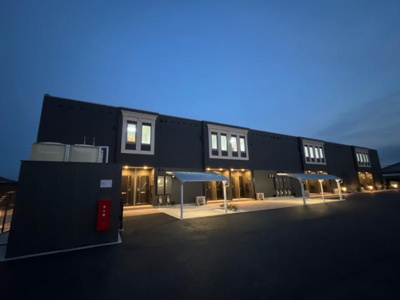 【その他共用部分】 | トラセンタ | 外観写真（夜）