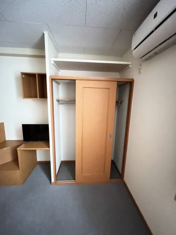 レオパレスライトハウス上田の収納