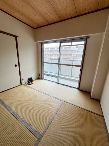 コーポ大社の和室