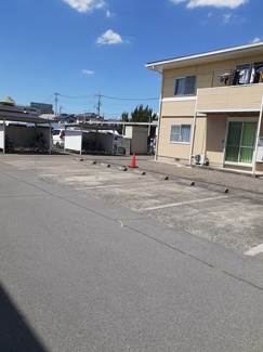 【駐車場】 | ロイヤルエステート神明Ａ