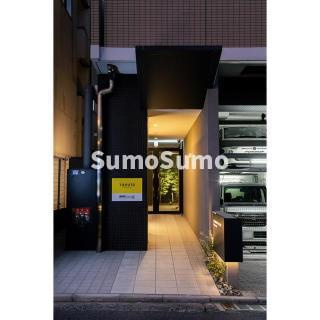 レジディア神戸三宮プレイスのエントランス
