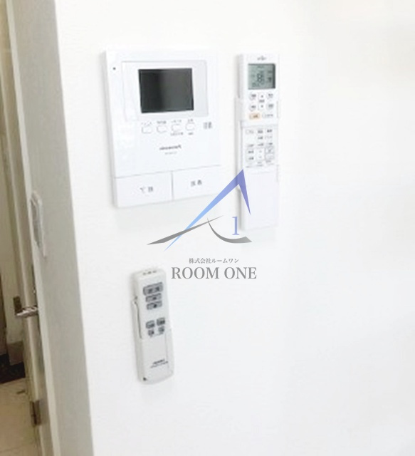 Bloomのセキュリティ|モニター付きインターホンです。