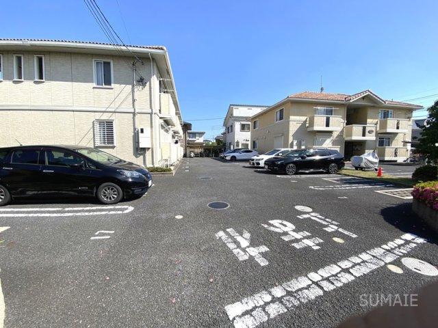 エバーグリーンガーデン　Cの駐車場