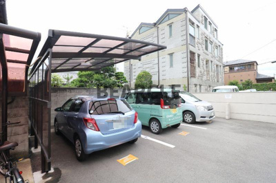 【駐車場】 | ガーデン深草