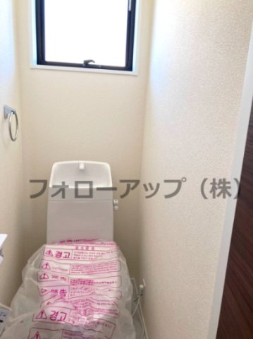 リーブルガーデン筑後市尾島第二のトイレ|落ち着いた色調のトイレです