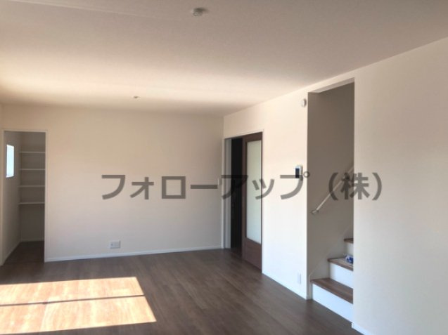 リーブルガーデン筑後市尾島第二の居間・リビング