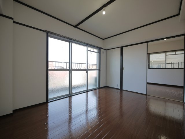Tierra芳泉Ⅰの洋室|※写真は別の部屋のものです。