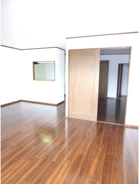 シャルム名東の居間・リビング