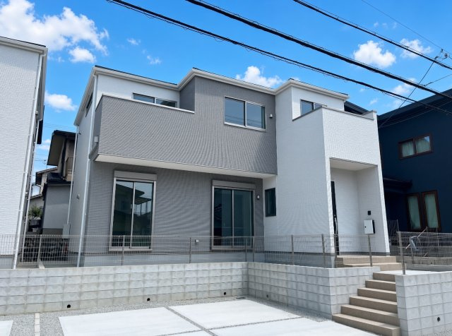 加古川市野口町北野　第12期　新築一戸建ての外観|安心の10年保証！外観を美しく保ち、雨水で汚れを落とします！気になることがありましたら、お気軽にお問い合わせください！