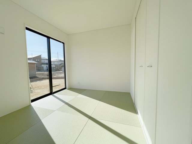 新築戸建・新築建売　矢吹町八幡町第24　善郷小・矢吹中の和室|陽当たり良好な和室！ライフステージに合わせていろいろ使い方が考えられます！