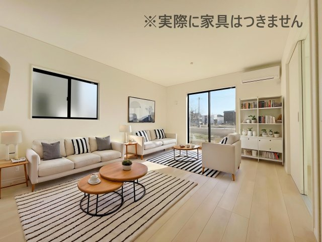 新築戸建・新築建売　矢吹町八幡町第24　善郷小・矢吹中の居間・リビング|画像はバーチャルホームステージングの加工による演出で、実際の家具は付きません。