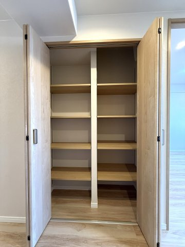 ダイアパレス南郷通第2の収納