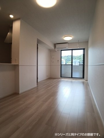 カトレアの居間・リビング