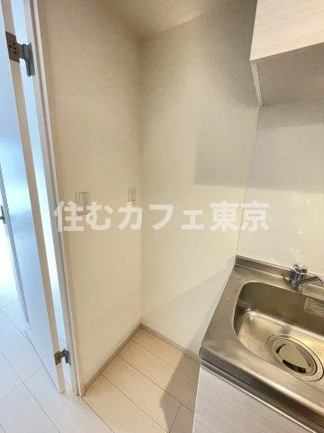 リブリ・ラヴィアンローズ・国立のキッチン|冷蔵庫置き場です※別部屋写真