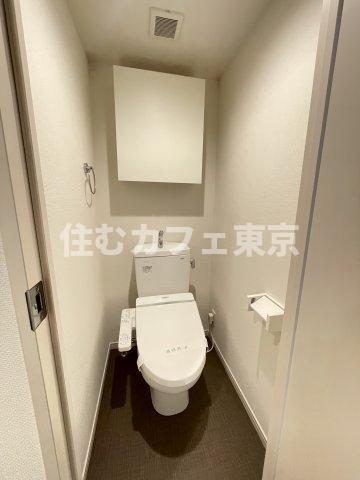 リブリ・ラヴィアンローズ・国立のトイレ|温水洗浄便座のトイレです※別部屋写真