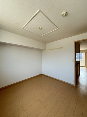 【洋室】 | サンパティオⅡ