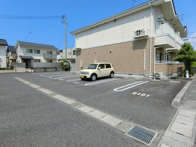 【駐車場】 | スプリングフィールドＢ