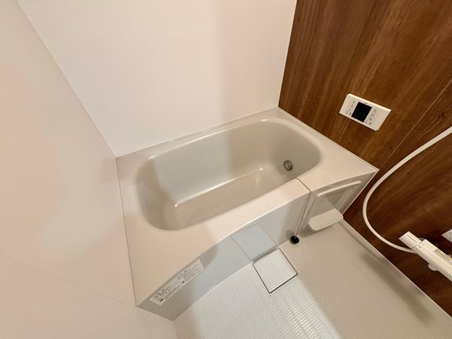 イル・フィオーレ一津屋の浴室