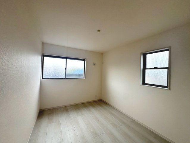 平尾　新築分譲住宅　全３区画の洋室