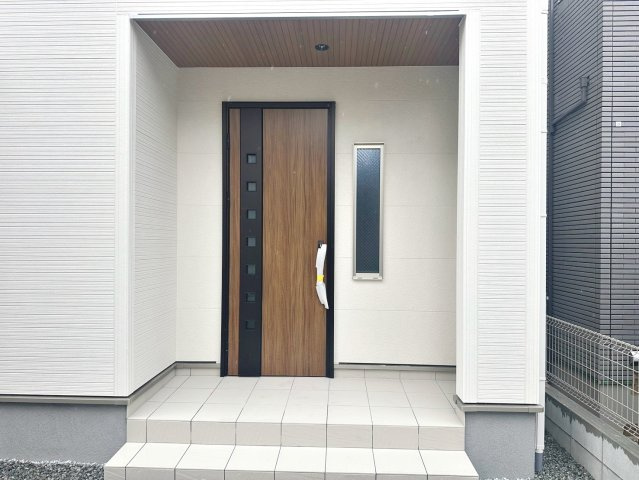 平尾　新築分譲住宅　全３区画のエントランス