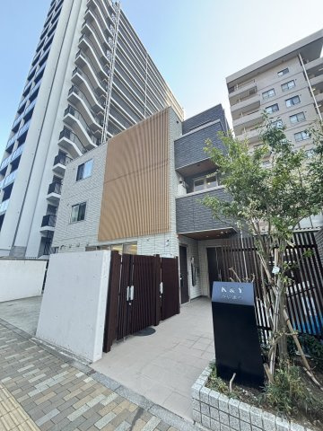 K&Yみやまちの外観