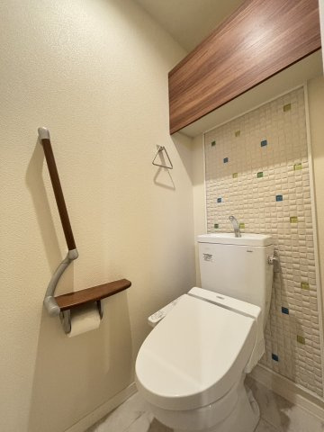 K&Yみやまちのトイレ