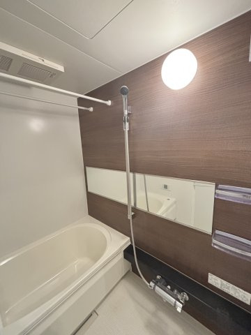 K&Yみやまちの浴室