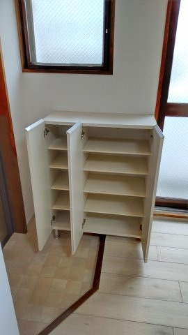 大州藤村ビルの玄関