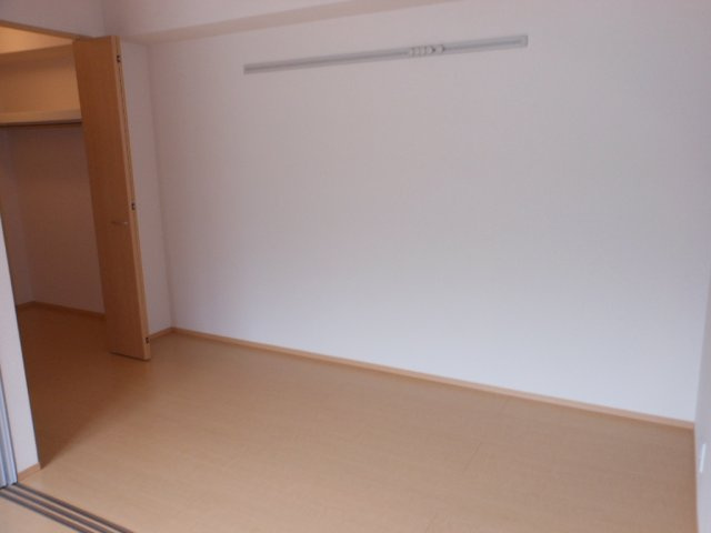 メゾンべールBの洋室