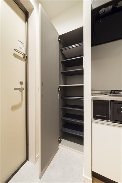 スプリングフォレスト参番館（スプリングフォレストサンバンカン）の玄関