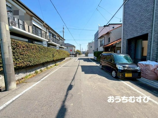 春日井市貴船町2期（全1棟）の前面道路含む現地写真
