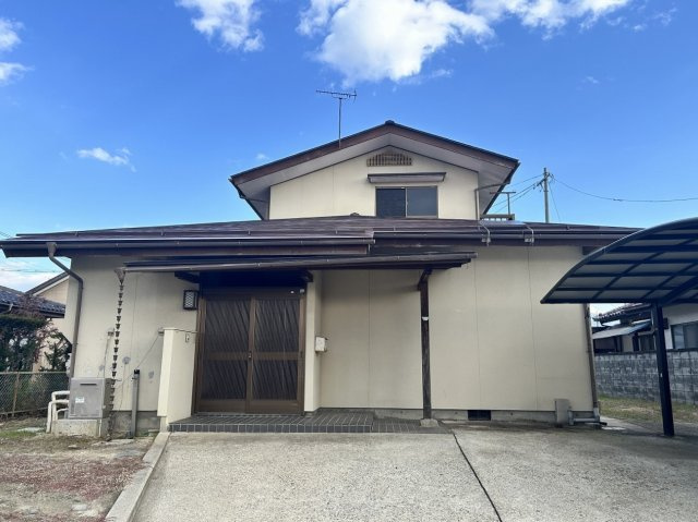篠ノ井杵淵　中古住宅の外観