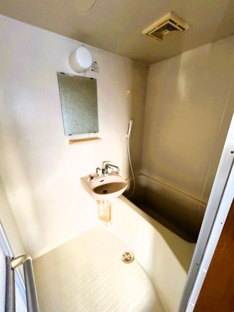 ライフコート柏の浴室