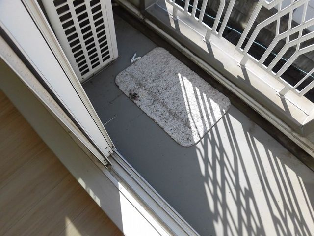 浦安市北栄４丁目のアパートのバルコニー