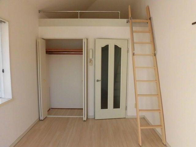 浦安市北栄４丁目のアパートの寝室