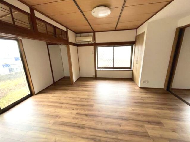 姪の浜2丁目 平屋の洋室