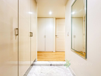 【玄関】 | ザ・パークハウス弦巻