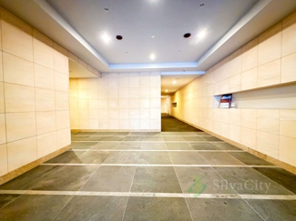 【エントランス】 | ザ・パークハウス弦巻