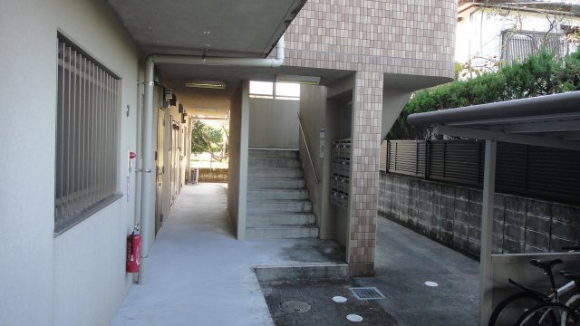 【エントランス】 | ユーミー吾田東 | 建物入り口