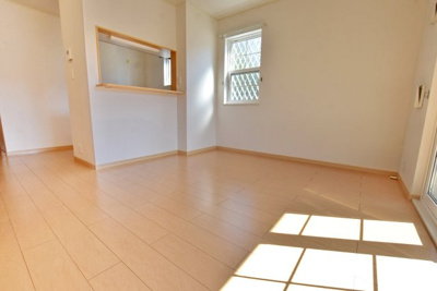 【居間・リビング】 | クレストガーデンⅡ