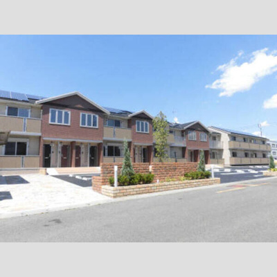 【外観】 | クローバー | 落ち着いた雰囲気の外観です