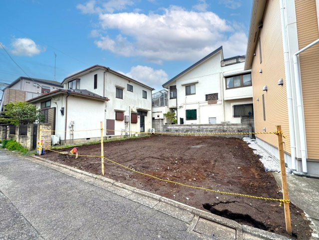 ＜LIBERi リーベリー＞目黒区南1丁目　建築条件なし×整形地　限定1区画の前面道路含む現地写真
