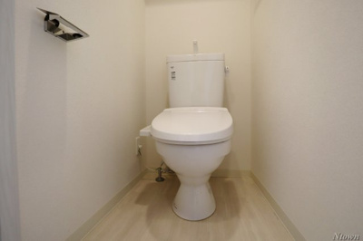 【トイレ】 | プレサンス広小路通葵 | 落ち着いたトイレです