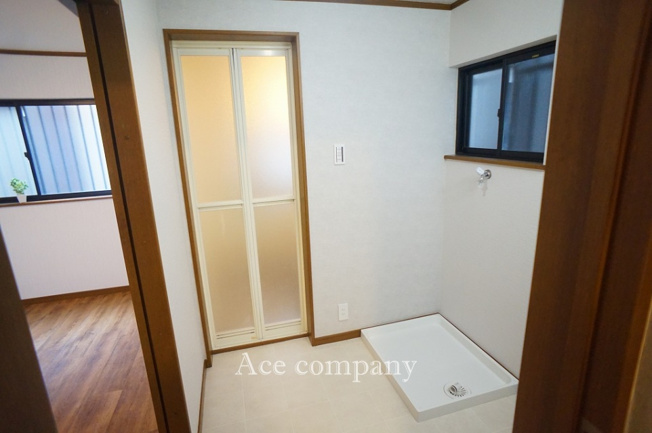 【ランドリースペース】 | 東大阪市稲田本町2丁目 | 洗濯パン新調です☆