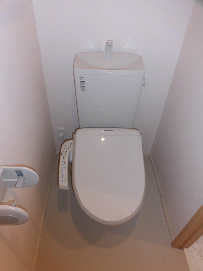  | シェルト下川東 | 202 温水洗浄暖房遷座