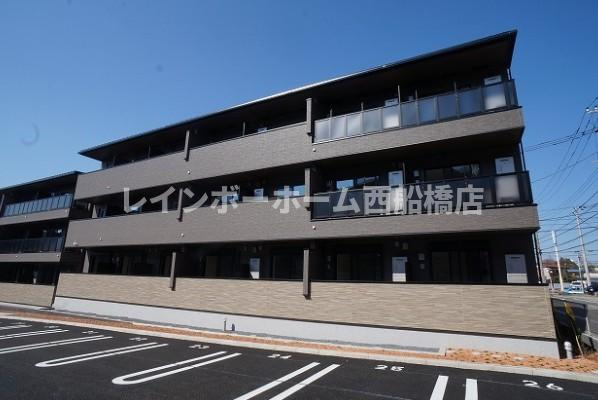 松戸市秋山のアパート