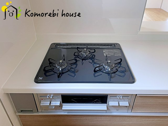 さいたま市西区二ツ宮　新築一戸建て　リーブルガーデン　02のキッチン|お料理しやすいキッチンです